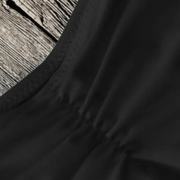 Scrunch Butt Knotted Thong Bikini - Black - Picture 7 of 8